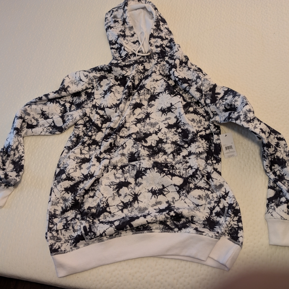 Volcom Black and White Men's Hoodie